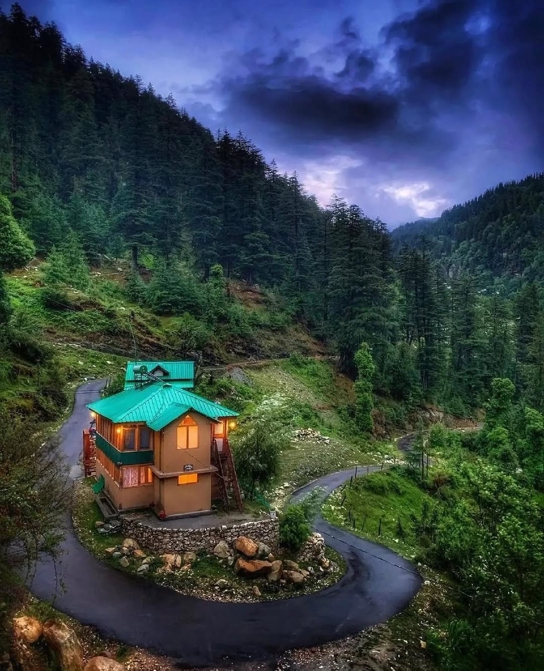 Jibhi Tirthan Trek